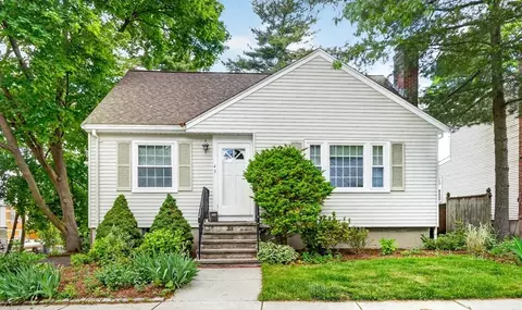 43 Grandview Ave, Watertown, MA 02472
