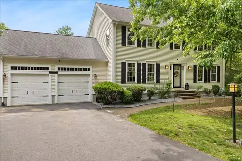 7 Parsons Walk, Berkley, MA 02779