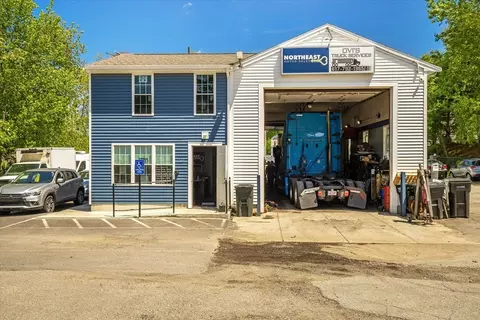 365 Elm St, Bridgewater, MA 02324