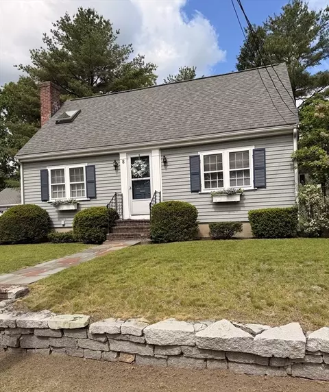 8 Beech St, Chelmsford, MA 01863
