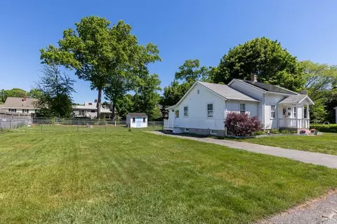 61 Columbus Ave, Easton, MA 02356