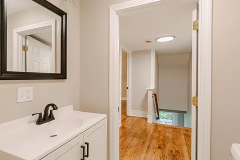 Entry Way - 51 School St #3, Upton, MA 01568 photo 1 of 2
