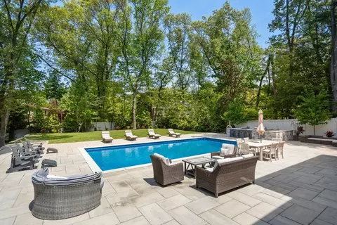 28 Tyler Rd, Lexington, MA 02420