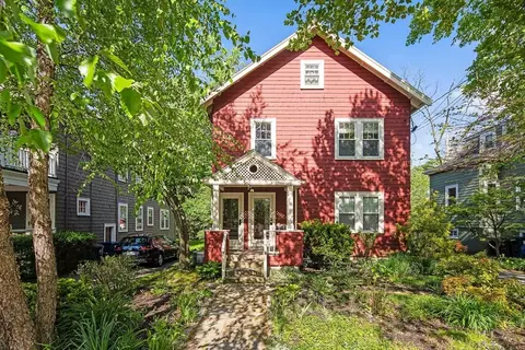 223 Lakeview Ave #223, Cambridge, MA 02138