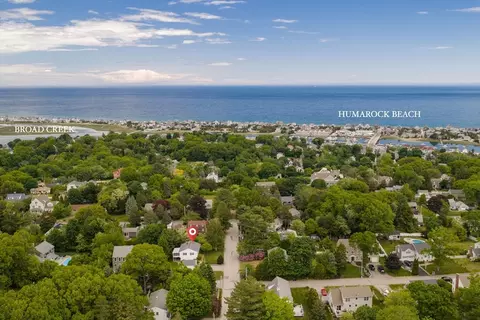 90 Holly Rd, Marshfield, MA 02050