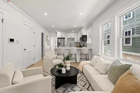 60 Derby St #3, Somerville, MA 02145