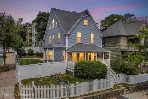 156 Ashmont St, Dorchester Center, MA 02124