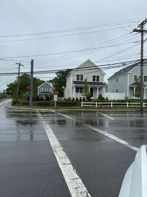 261 Pleasant St #7, Weymouth, MA 02190