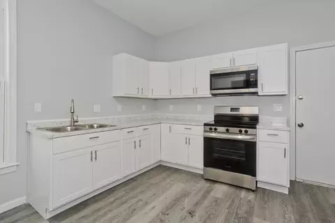 Kitchen - 64 Thompson St, Springfield, MA 01109 photo 3 of 5