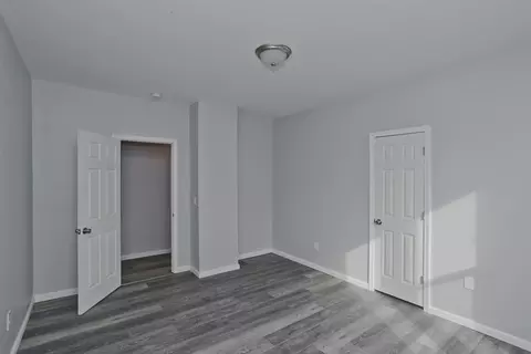 Bedroom - 64 Thompson St, Springfield, MA 01109 photo 2 of 10