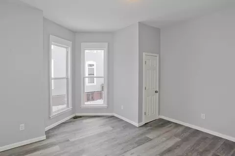 Bedroom - 64 Thompson St, Springfield, MA 01109 photo 8 of 10
