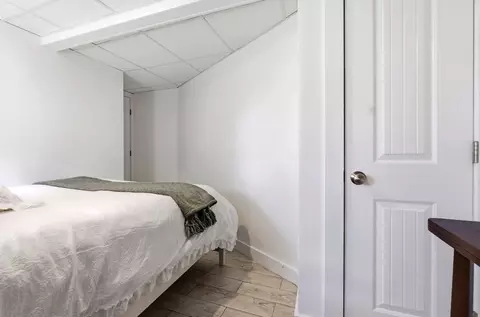 Bedroom - 6 Mt Locust Pl #2, Gloucester, MA 01930 photo 3 of 6