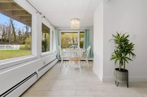 Dining - 6 Mt Locust Pl #2, Gloucester, MA 01930 photo 1 of 2