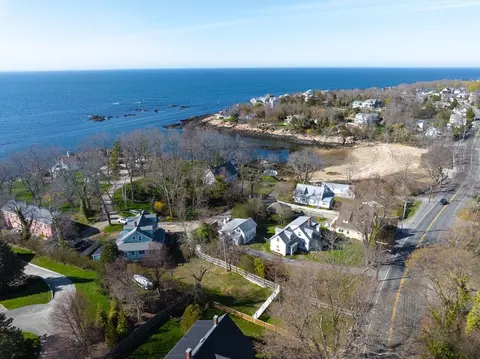 View/Area - 6 Mt Locust Pl #2, Gloucester, MA 01930 photo 3 of 3