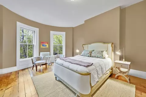 Bedroom - 27 Mattoon St, Springfield, MA 01105 photo 2 of 4
