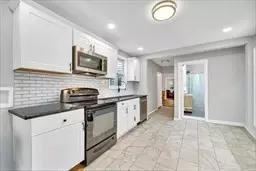 Entry Way - 108 Marble St, Springfield, MA 01105 photo 1 of 1