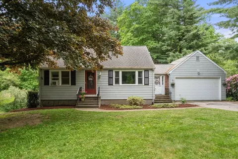 21 Grove St, Shrewsbury, MA 01545