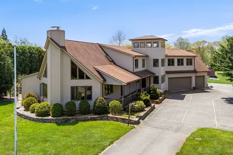 847 Division Rd, Westport, MA 02790
