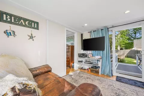 Living - 2 Eddy St, Buzzards Bay, MA 02532 photo 1 of 1