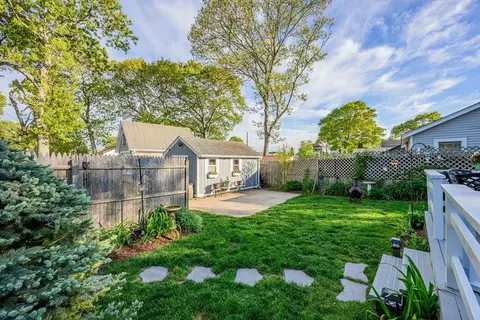 Exterior - 2 Eddy St, Buzzards Bay, MA 02532 photo 10 of 16