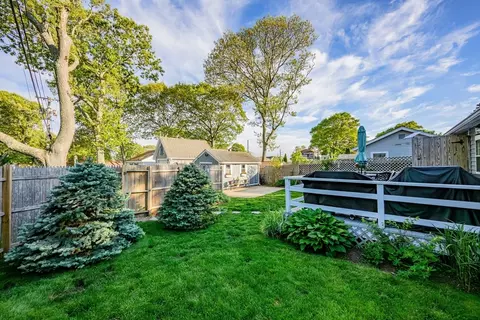 Exterior - 2 Eddy St, Buzzards Bay, MA 02532 photo 15 of 16