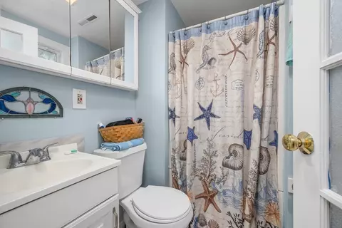Bath - 2 Eddy St, Buzzards Bay, MA 02532 photo 1 of 1