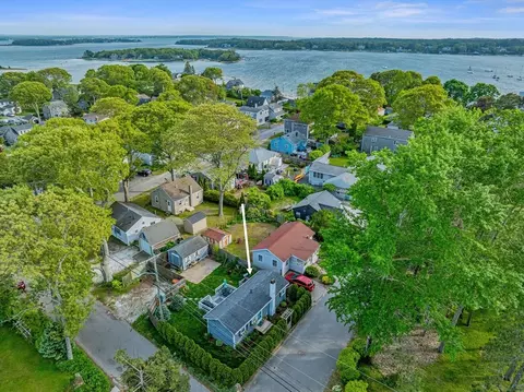 View/Area - 2 Eddy St, Buzzards Bay, MA 02532 photo 2 of 9