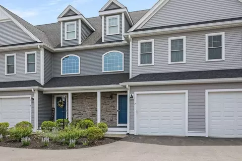 90 Lebaron Blvd #7, Lakeville, MA 02347