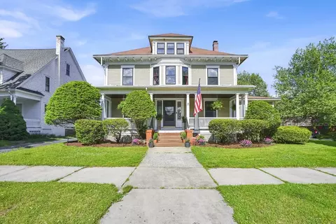 111 Magnolia Ter, Springfield, MA 01108