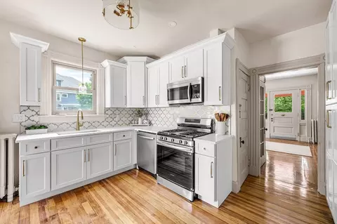 Kitchen - 238 Sumner Ave, Springfield, MA 01108 photo 1 of 3
