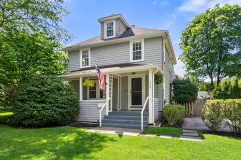 678 Boston Post Rd, Weston, MA 02493