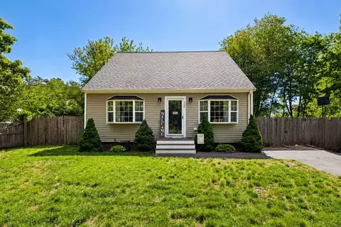 268 Meadow St, Carver, MA 02330