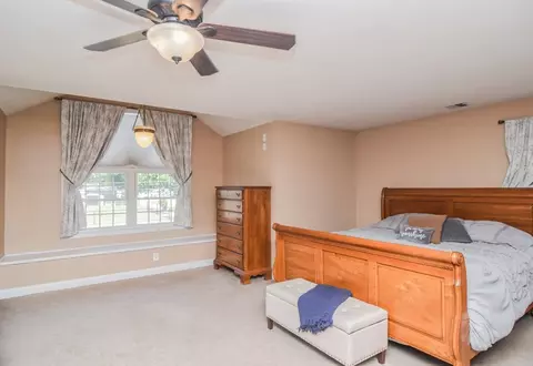 Bedroom - 261 Oak St, Methuen, MA 01844 photo 4 of 4
