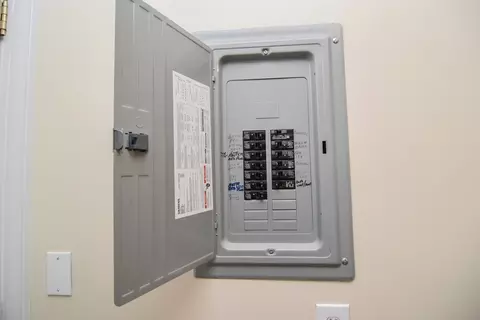 Other - 261 Oak St, Methuen, MA 01844 photo 4 of 10
