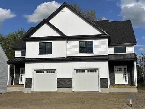 13 Leos Way #13, Sterling, MA 01564