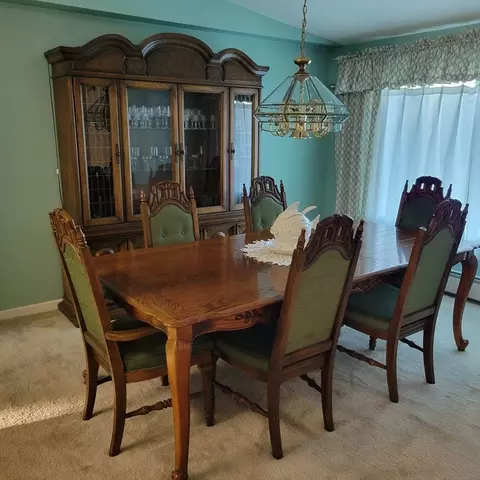 Dining - 4 Eastern Ave, Webster, MA 01570 photo 3 of 4