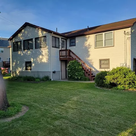 Exterior - 4 Eastern Ave, Webster, MA 01570 photo 6 of 9