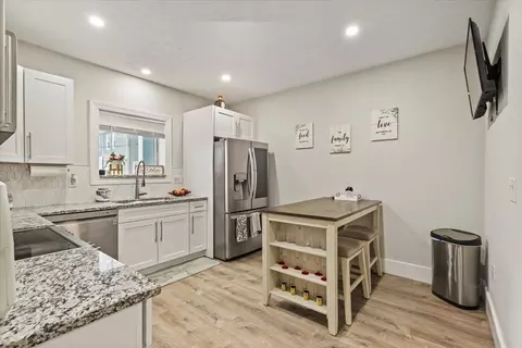Kitchen - 1 Ralph Ave, Worcester, MA 01604 photo 3 of 4
