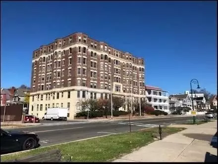 285 Lynn Sure Dr #305, Lynn, MA 01902
