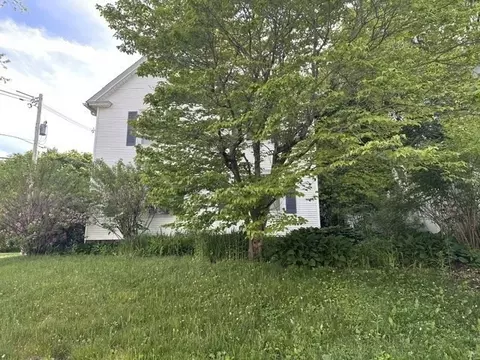 Exterior - 78 Whipple St, Worcester, MA 01607 photo 3 of 6