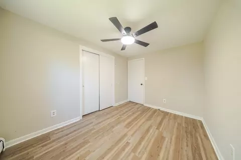 Bedroom - 20 Meadowbrook Dr, Easthampton, MA 01027 photo 6 of 7