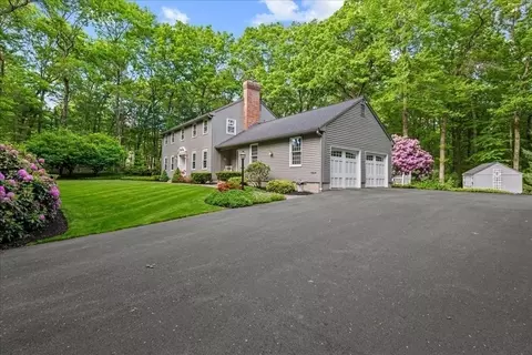 93 Stiles Rd, Boylston, MA 01505