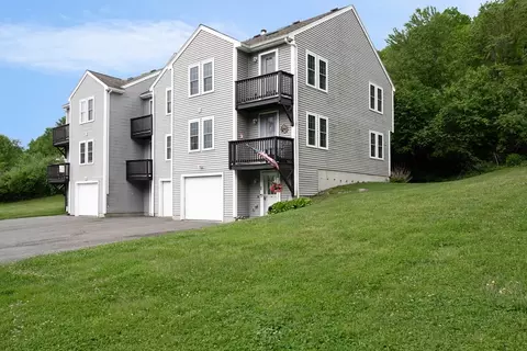 43 W Meadow Estates Dr #43, Townsend, MA 01474