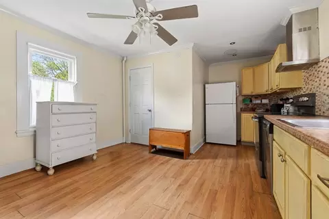 Entry Way - 17 Charles St, Danvers, MA 01923 photo 2 of 2