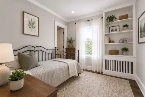 Bedroom - 17 Charles St, Danvers, MA 01923 photo 4 of 6