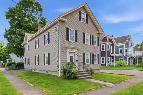 Exterior - 17 Charles St, Danvers, MA 01923 photo 3 of 7