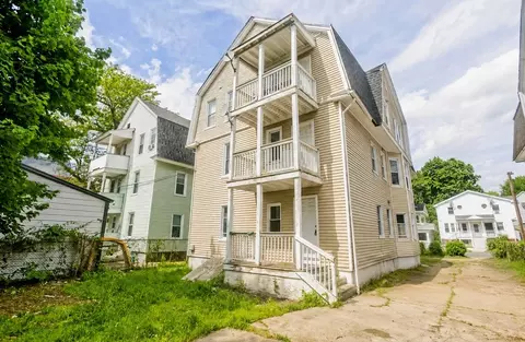 116-118 Massasoit St, Springfield, MA 01107 photo 3