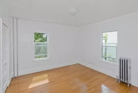 116-118 Massasoit St, Springfield, MA 01107 photo 7