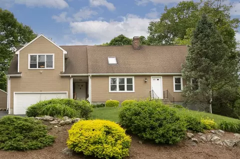 12 Ridge Rd, Shrewsbury, MA 01545