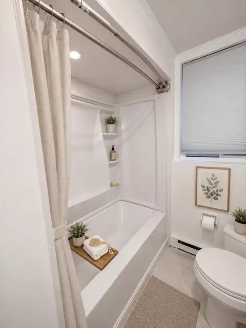 307 W Main St #1, Hyannis, MA 02601 photo 5